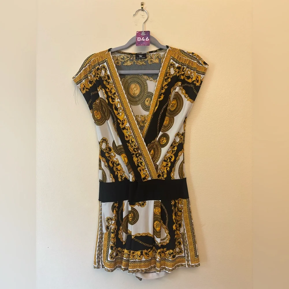 46. Va Va Voom Gold and Black Baroque Jumpsuit - Picture 1 of 1